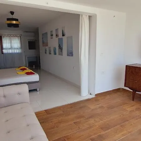 Villa Sunny Side With Private Heated Pool